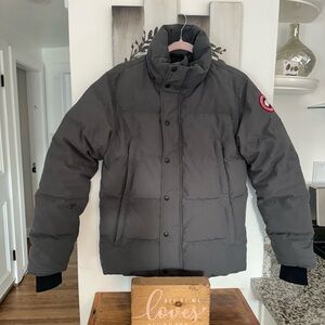 Canada Goose Wyndham Parka 3808 Men’s Small Graphite Down Jacket Arctic Program